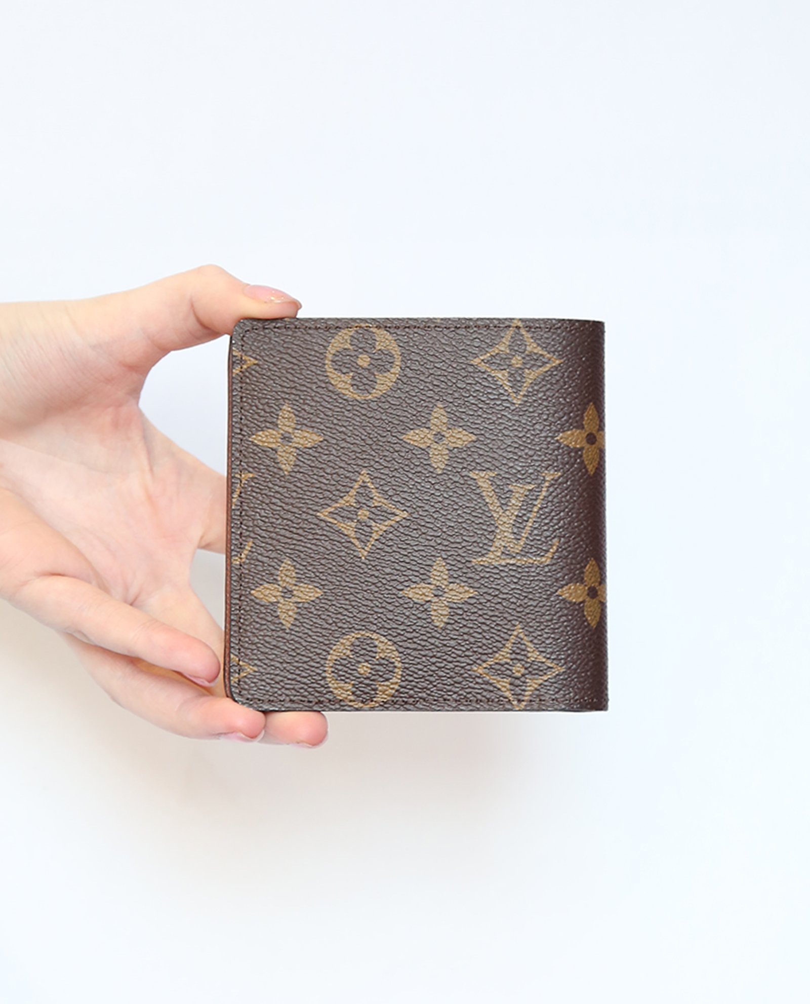 Lv discount wallet uk